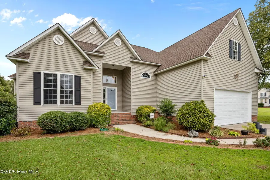 2616 Spring Creek Drive, Grimesland, NC 27837 - Image #3