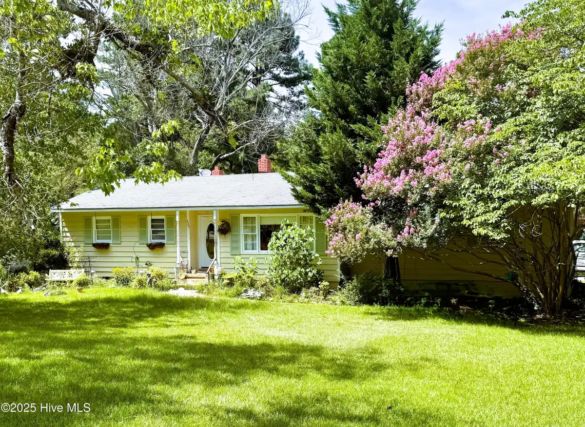 320 Aiken Road, Southern Pines, NC 28387 - Image #1