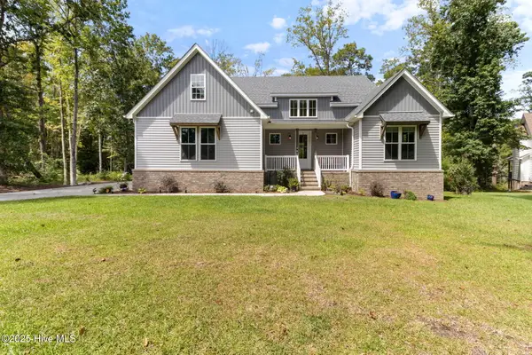 119 Mariners Circle, Sneads Ferry, NC 28460
