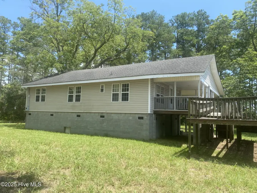 828 Wilkins Road, Belhaven, NC 27810 - Image #2