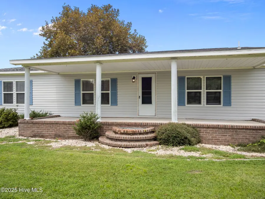 2738 White Oak River Road, Maysville, NC 28555 - Image #2