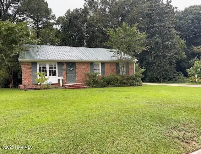 407 W Woodlawn Drive, Williamston, NC 27892 - #2