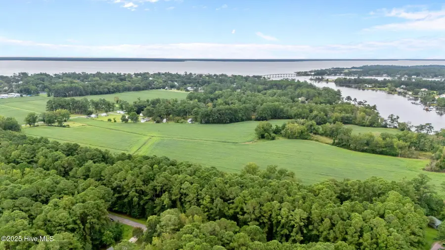 809 Sailhaven Drive, Oriental, NC 28571 - Image #3