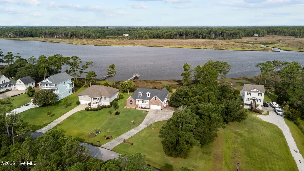 413 Pelican Harbor Road, Beaufort, NC 28516 - Image #1