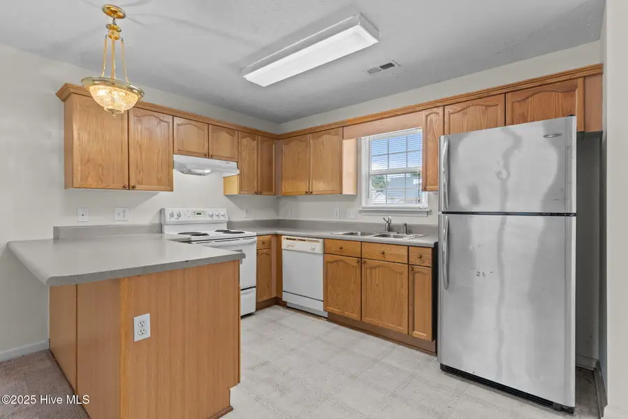 135 NE 15th Street, Oak Island, NC 28465 - Image #3