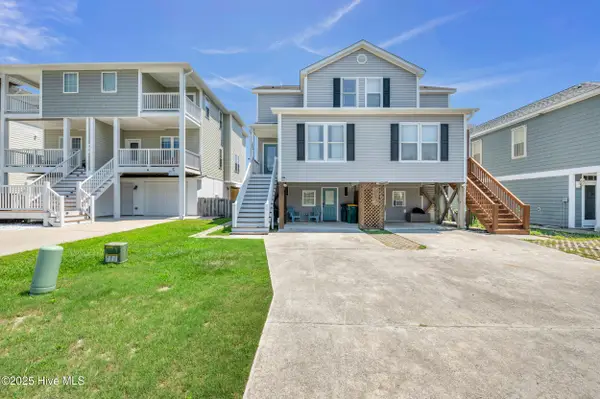 329 Fifth Avenue S, Kure Beach, NC 28449