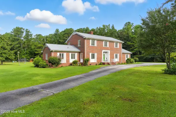 511 N Timberly Lane, Burgaw, NC 28425