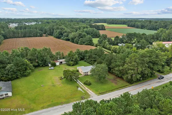 195 Queens Creek Road, Swansboro, NC 28584