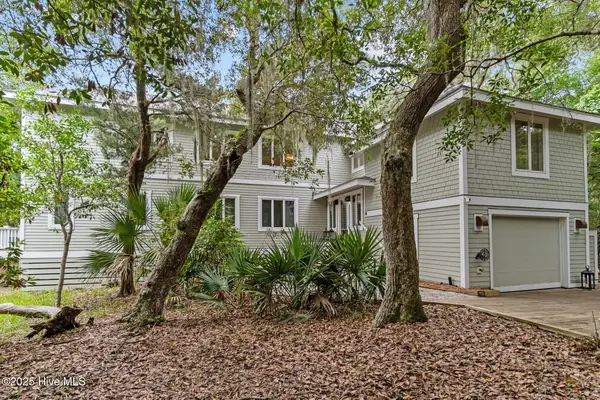 112 Edward Teach Wynd, Bald Head Island, NC 28461