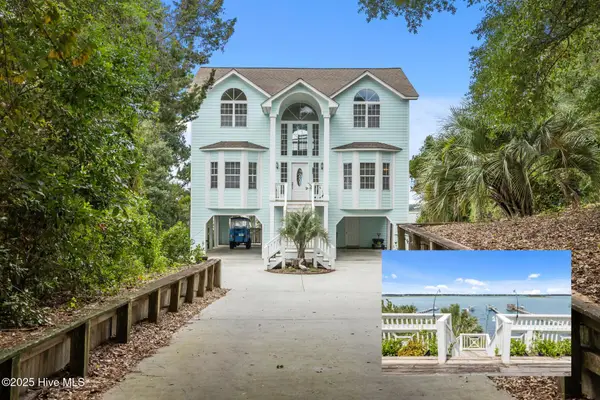 8722 Emerald Plantation Road, Emerald Isle, NC 28594