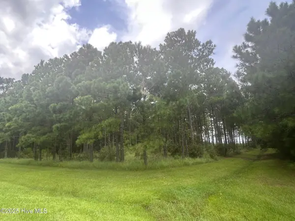 297 Garbacon Drive, Beaufort, NC 28516