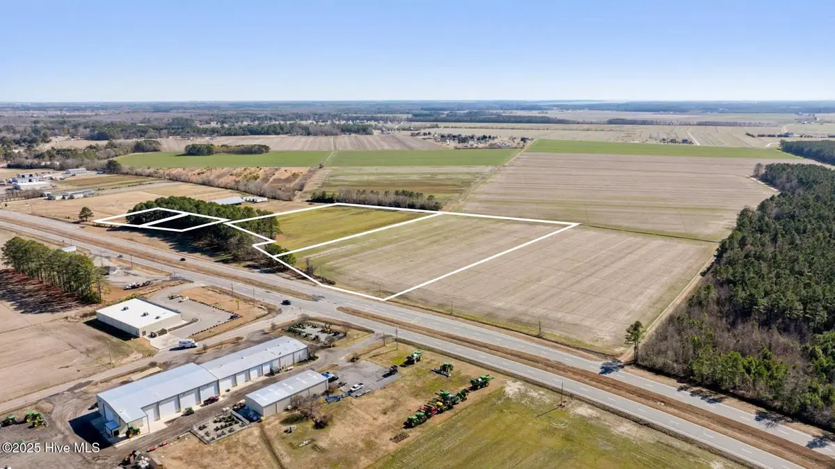 1604 Ocean Highway N, Hertford, NC 27944 - Image #1
