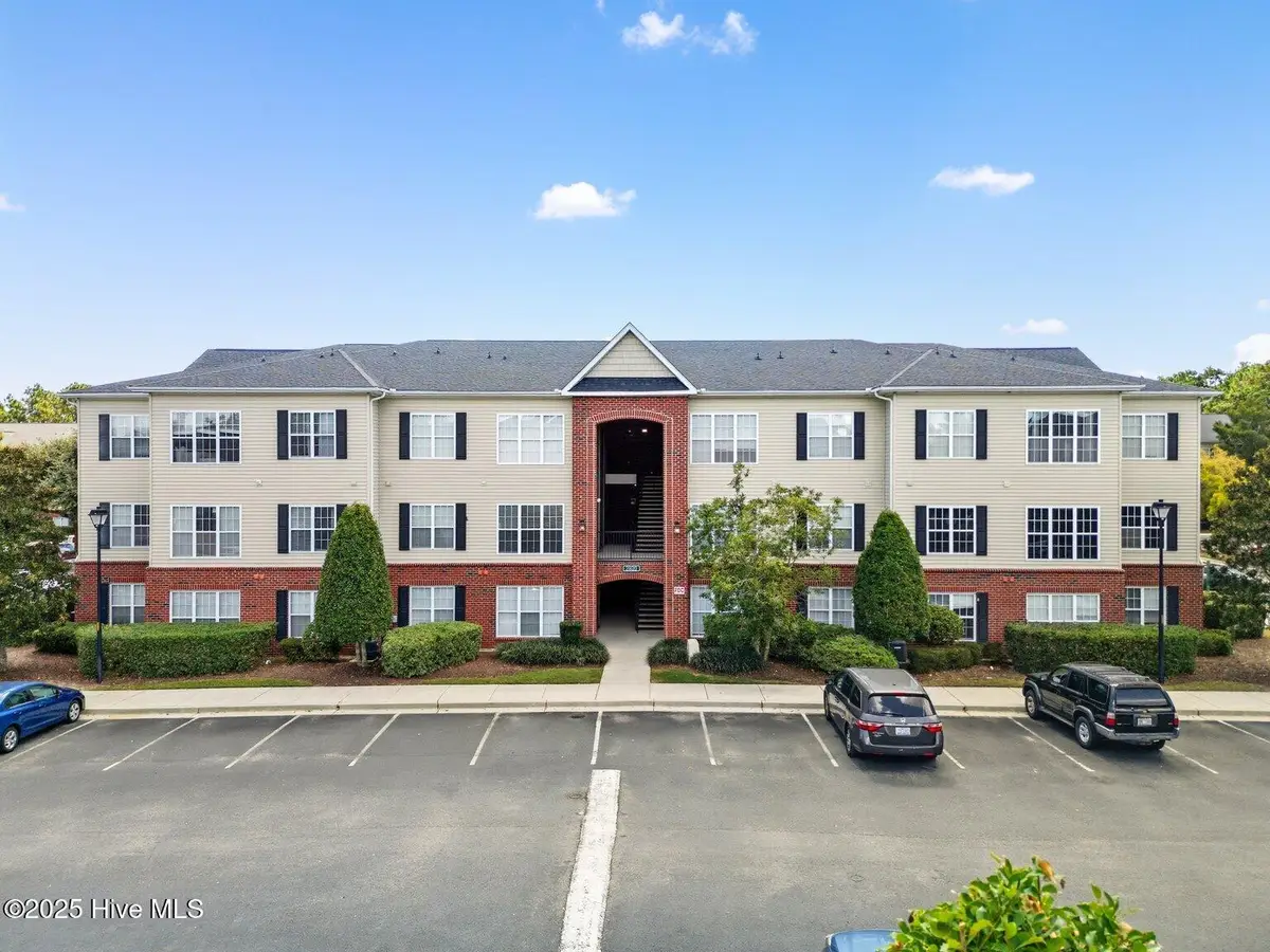 2820 Bloomfield Lane #207, Wilmington, NC 28412 - Image #1