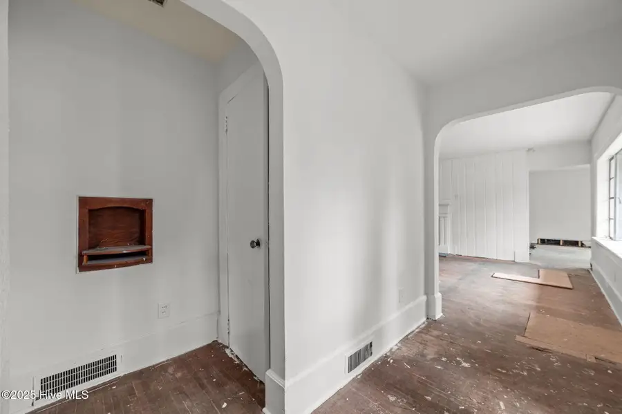 807 Roosevelt Avenue, Plymouth, NC 27962 - Image #2