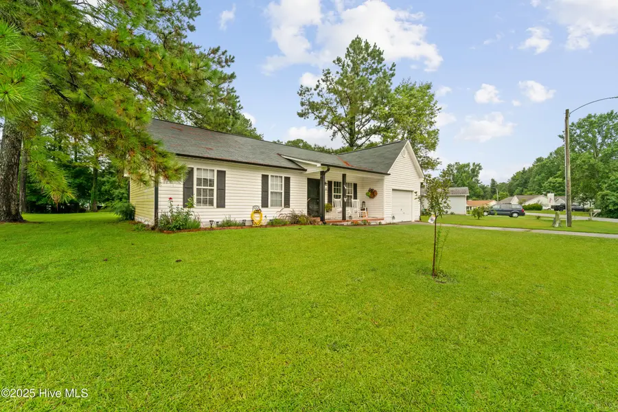 128 Sweetwater Drive, Jacksonville, NC 28540 - Image #2