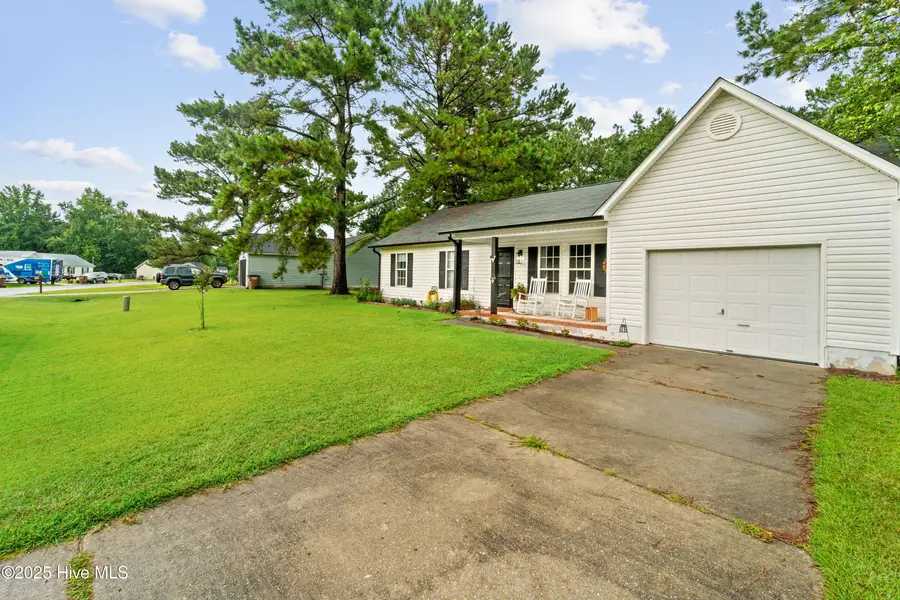 128 Sweetwater Drive, Jacksonville, NC 28540 - Image #3