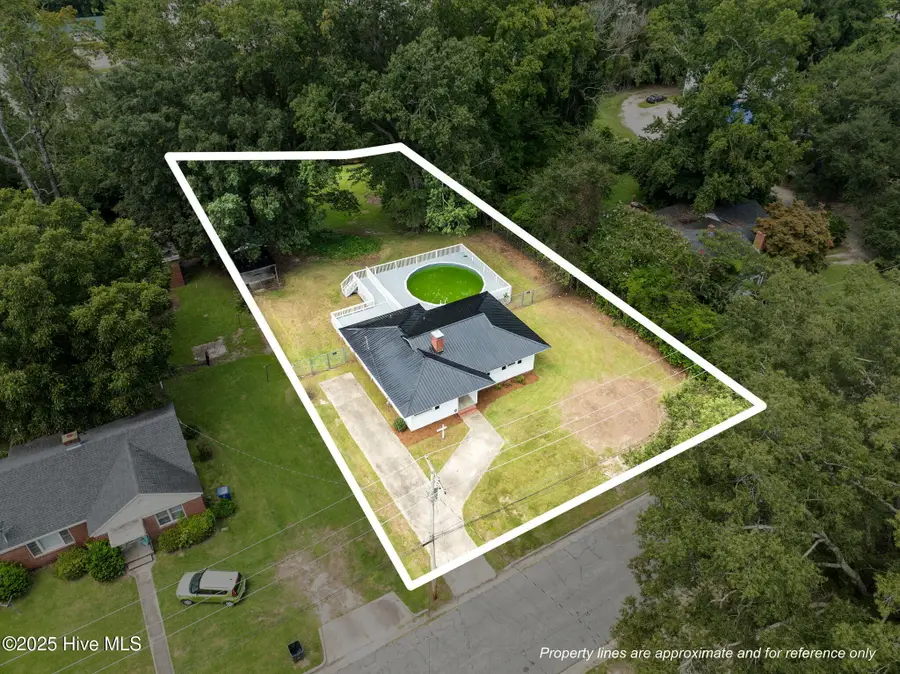 604 Hines Avenue, Kinston, NC 28504 - Image #2