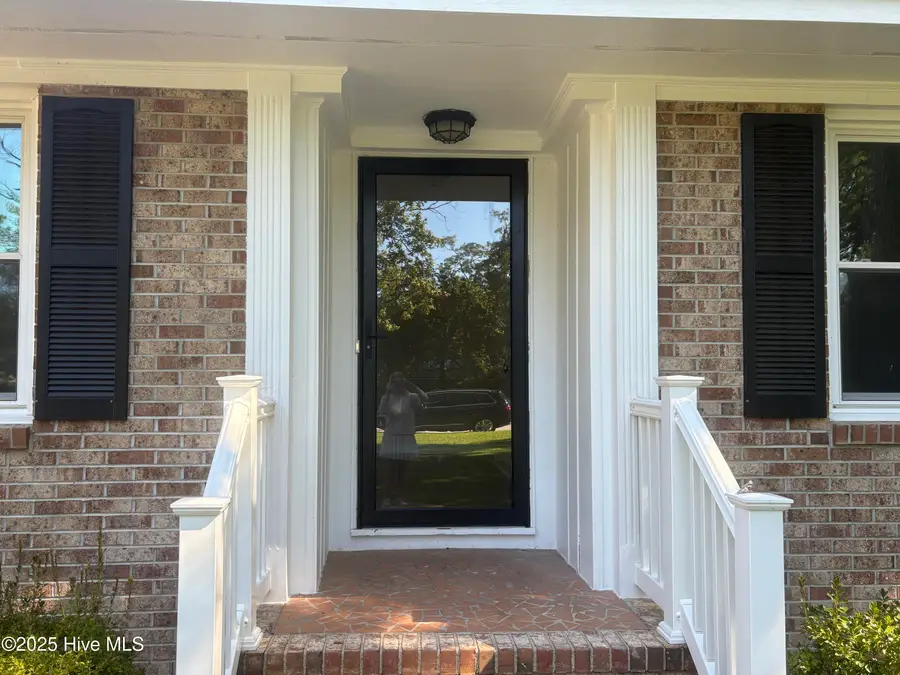 402 Lawson Road, Washington, NC 27889 - Image #3