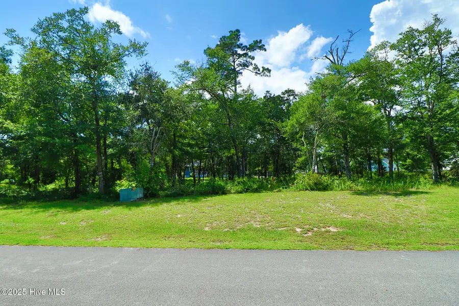 209 Coventry Road, Morehead City, NC 28557 - Image #3