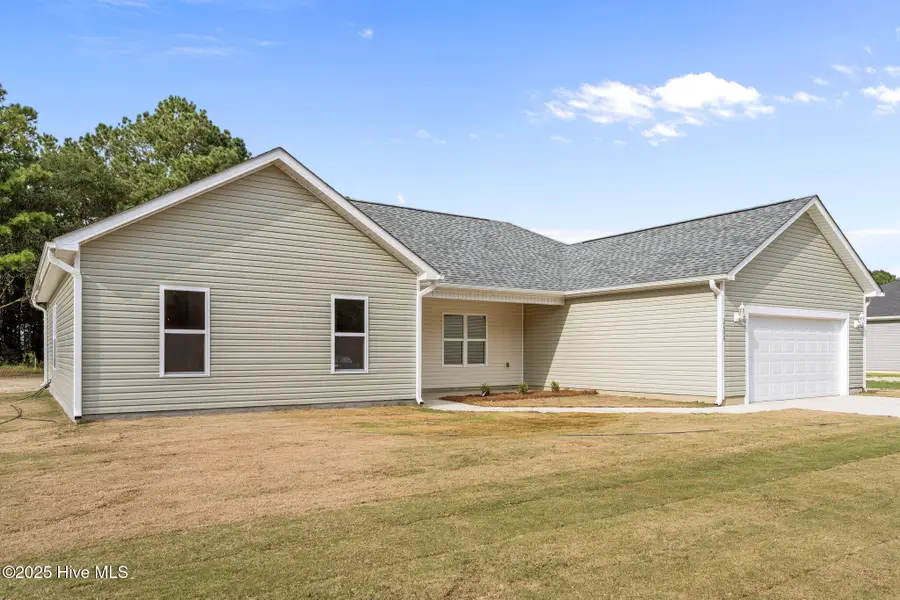 2624 Fountaintown Road, Chinquapin, NC 28521 - Image #2