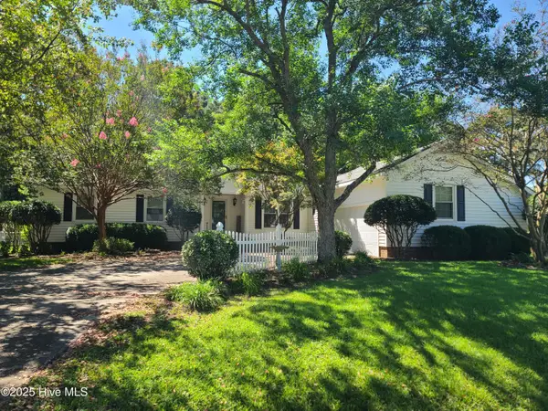1957 Country Squire Road, Kinston, NC 28504