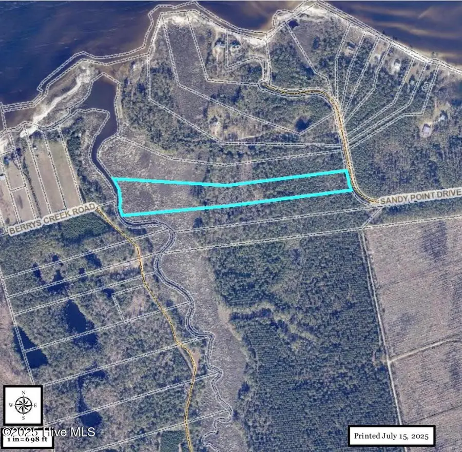 695 Sandy Point Drive, Beaufort, NC 28516 - Image #2