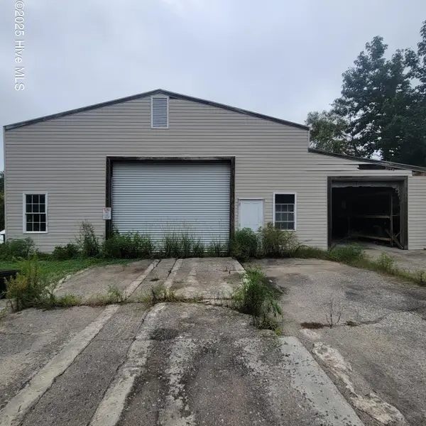 6816 Nc Hwy. 53 E, Burgaw, NC 28425