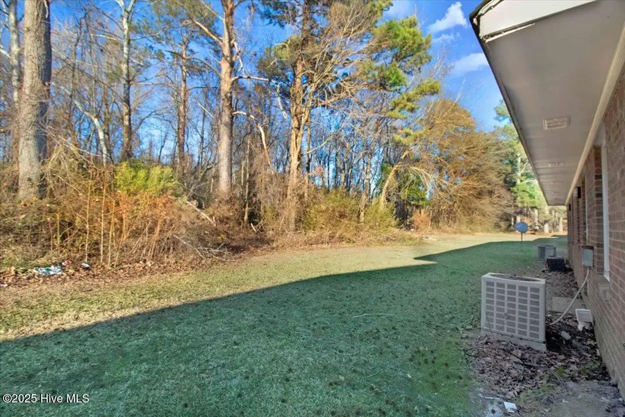 1713 Snowden Drive Se, Wilson, NC 27893 - Image #3