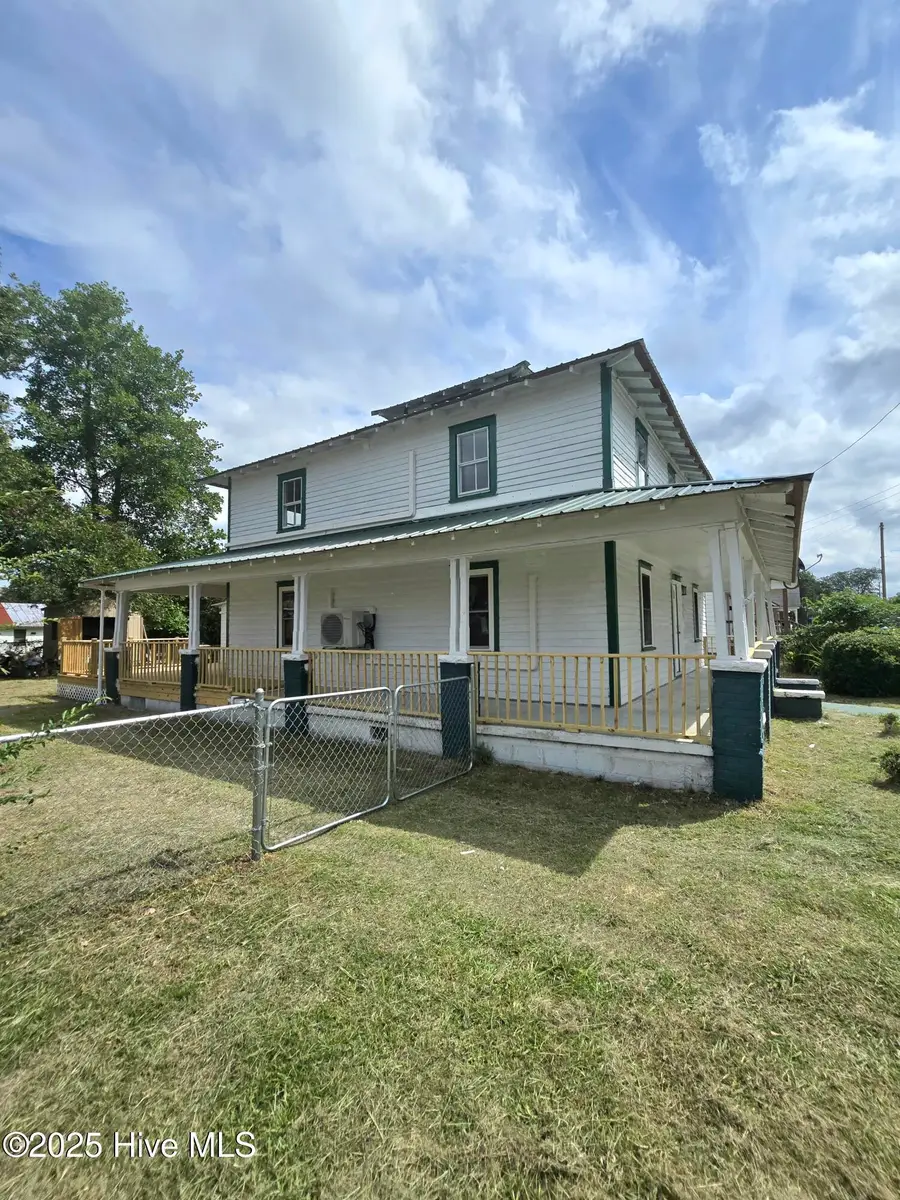 922 Elm Street, New Bern, NC 28560 - Image #2