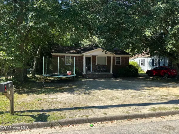 413 E Covington Street, Laurinburg, NC 28352