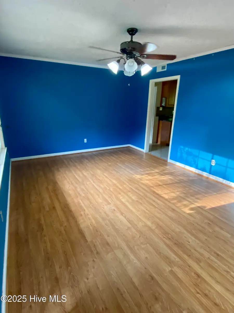 21140 Airbase Road, Wagram, NC 28396 - Image #3