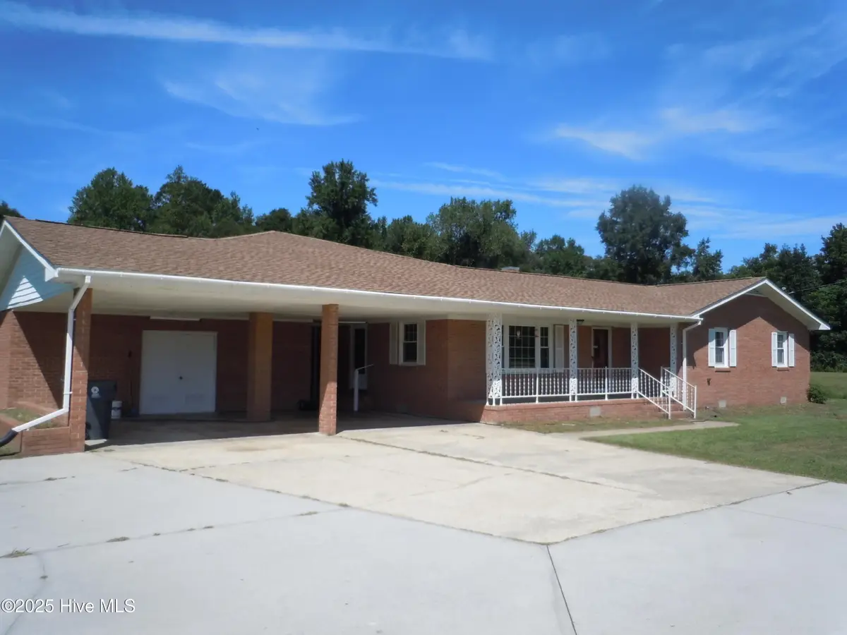 7424 James B White Highway S, Whiteville, NC 28472 - Image #1