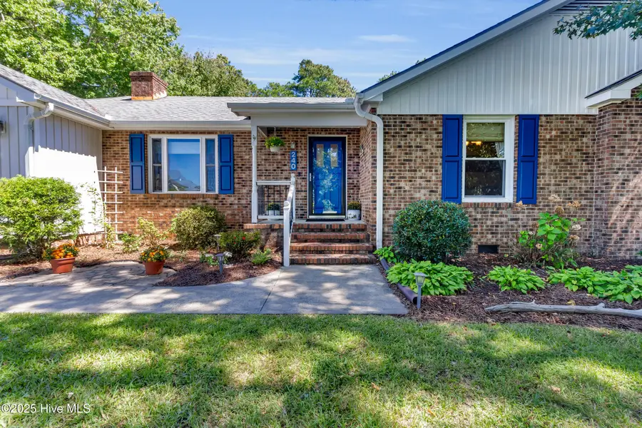 240 Rudolph Drive, Beaufort, NC 28516 - Image #2