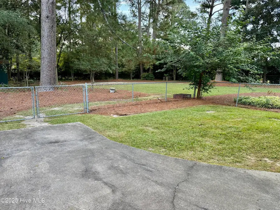 102 S Jefferson Avenue, Goldsboro, NC 27530 - Image #3