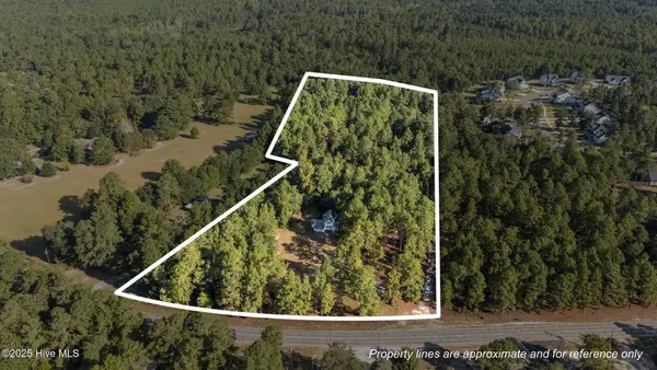 376 Foxfire Road, Aberdeen, NC 28315