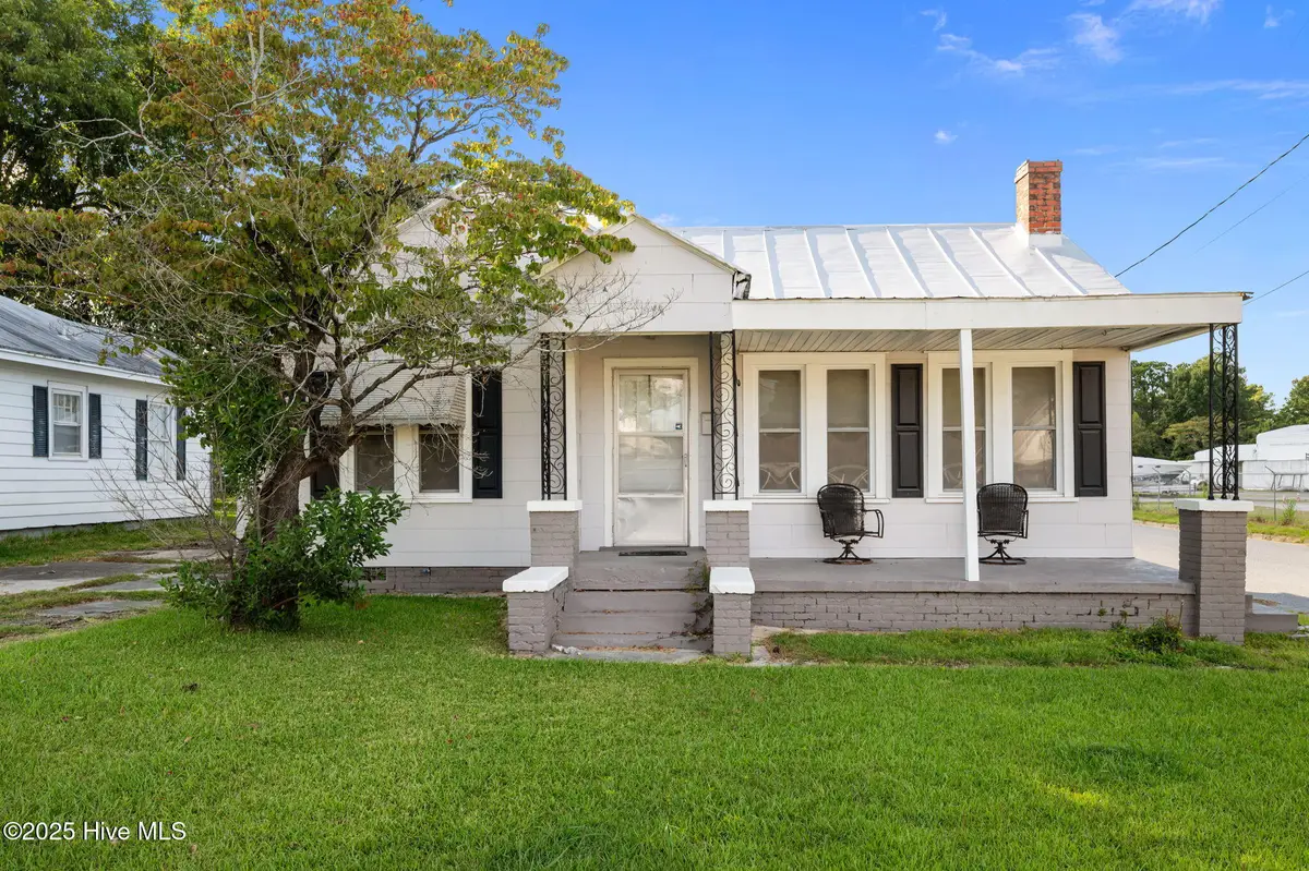 510 Hackney Avenue, Washington, NC 27889 - Image #1