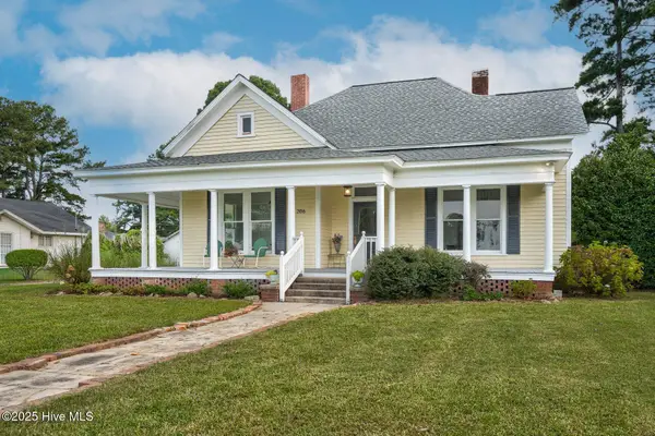 206 W Blalock Road, Lucama, NC 27851