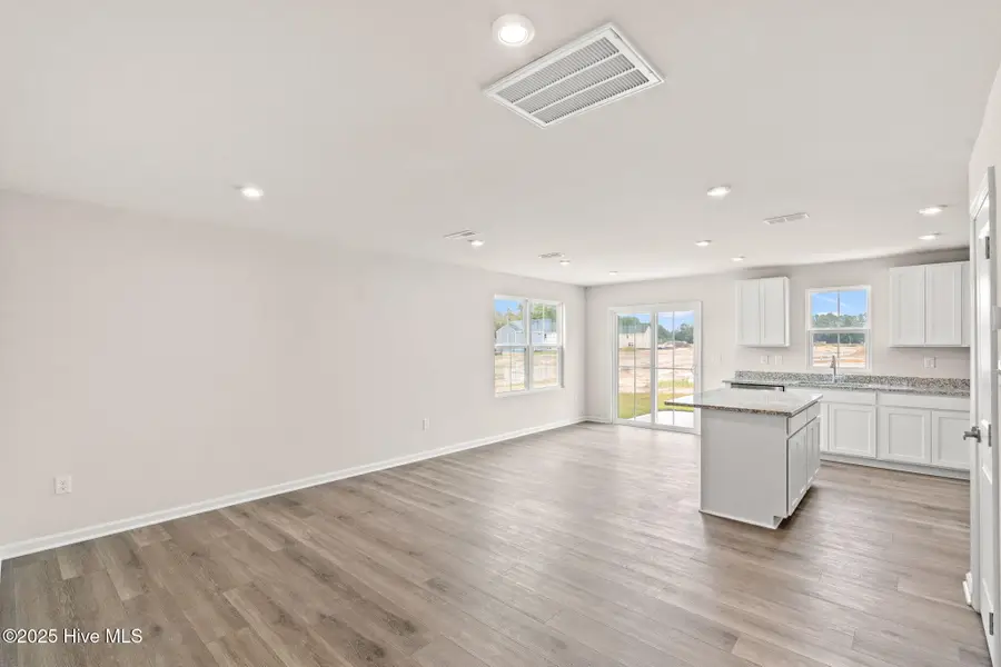 2033 Lewis Creek Circle Ne, Winnabow, NC 28479 - Image #3