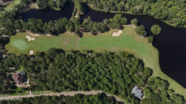 346 River Woods Drive, Wallace, NC 28466