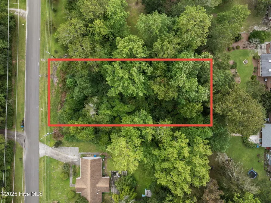 610 Dogwood Lane, Wilmington, NC 28409 - Image #2