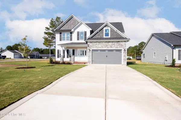 101 Sunny Acres Lane, Clinton, NC 28328