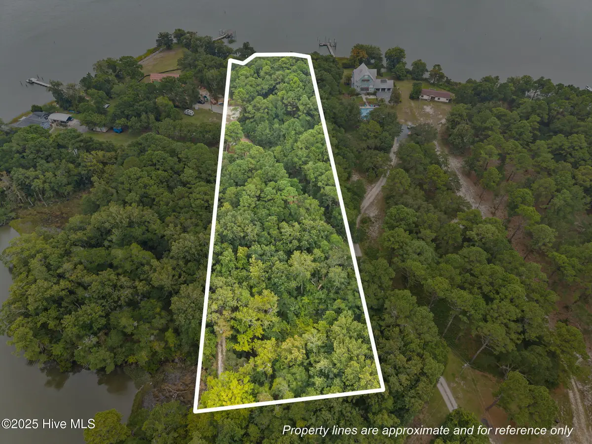 128 Missie Cove Lane, Sneads Ferry, NC 28460 - Image #1