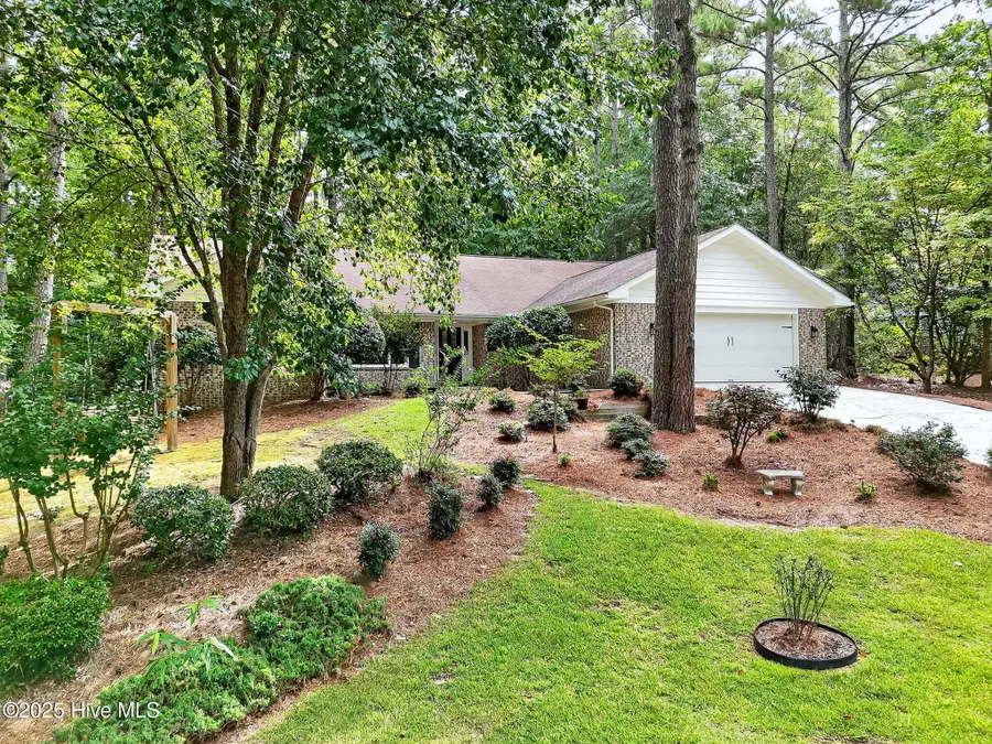 180 Idlewild Road, Pinehurst, NC 28374 - Image #2