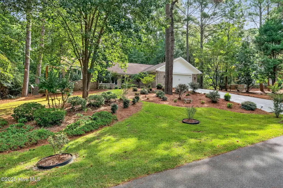 180 Idlewild Road, Pinehurst, NC 28374 - Image #3