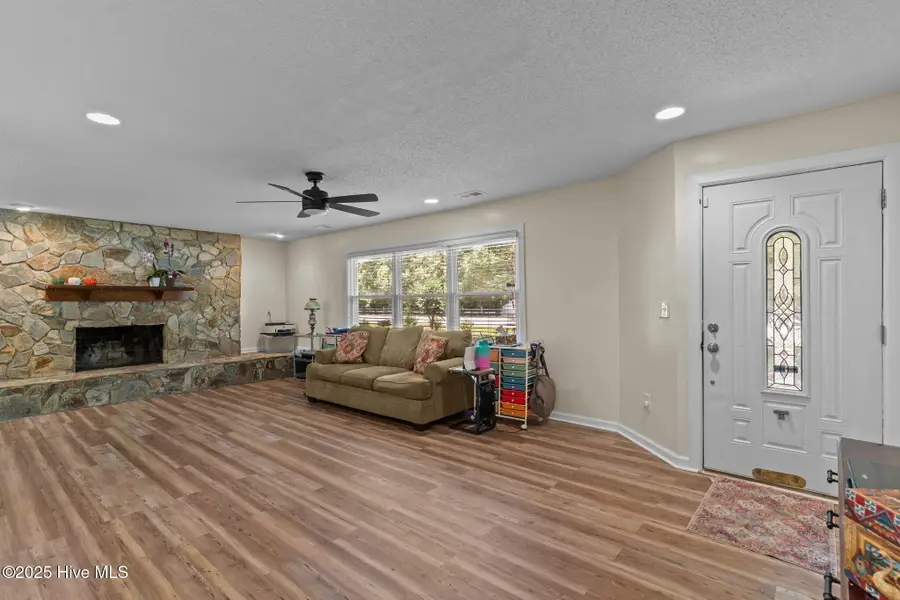 1601 Midway Road Se, Bolivia, NC 28422 - Image #3