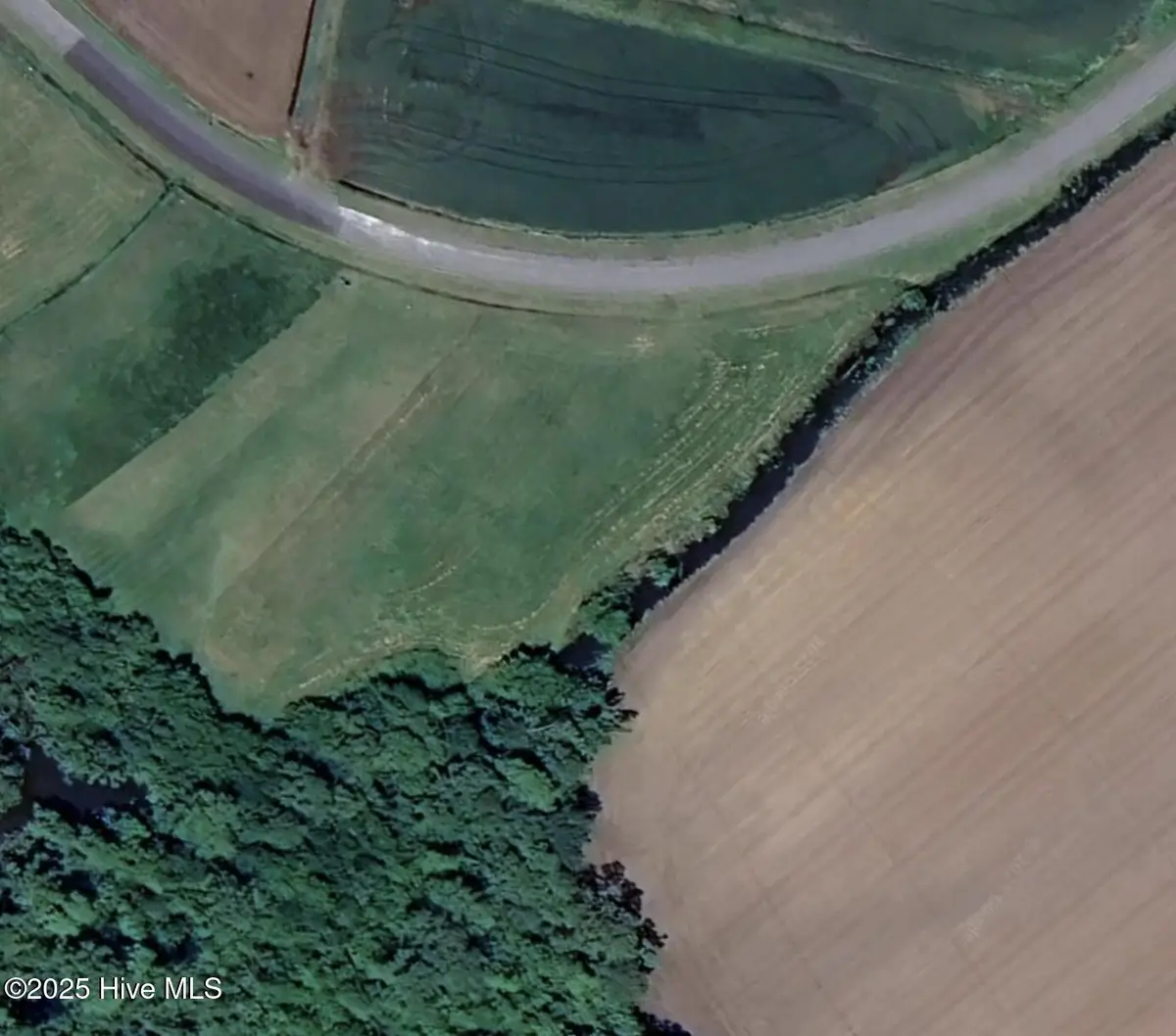 401 Pointe Vista Drive, Elizabeth City, NC 27909 - Image #1