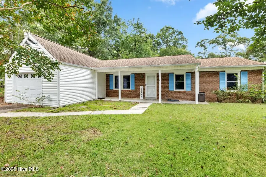 212 Kerry Court, Jacksonville, NC 28546 - Image #3