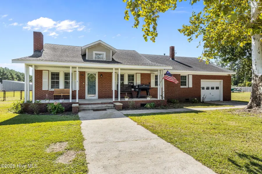 477 Harkers Island Road, Beaufort, NC 28516 - Image #3