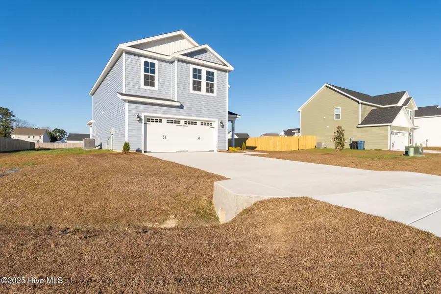209 Shadow Grass Court, Stella, NC 28582 - Image #3