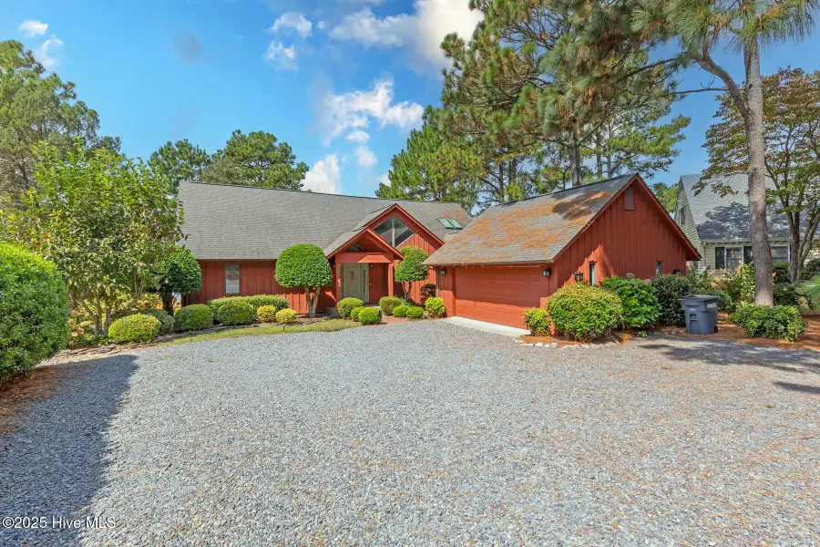 121 Lakeview Point, West End, NC 27376 - Image #2